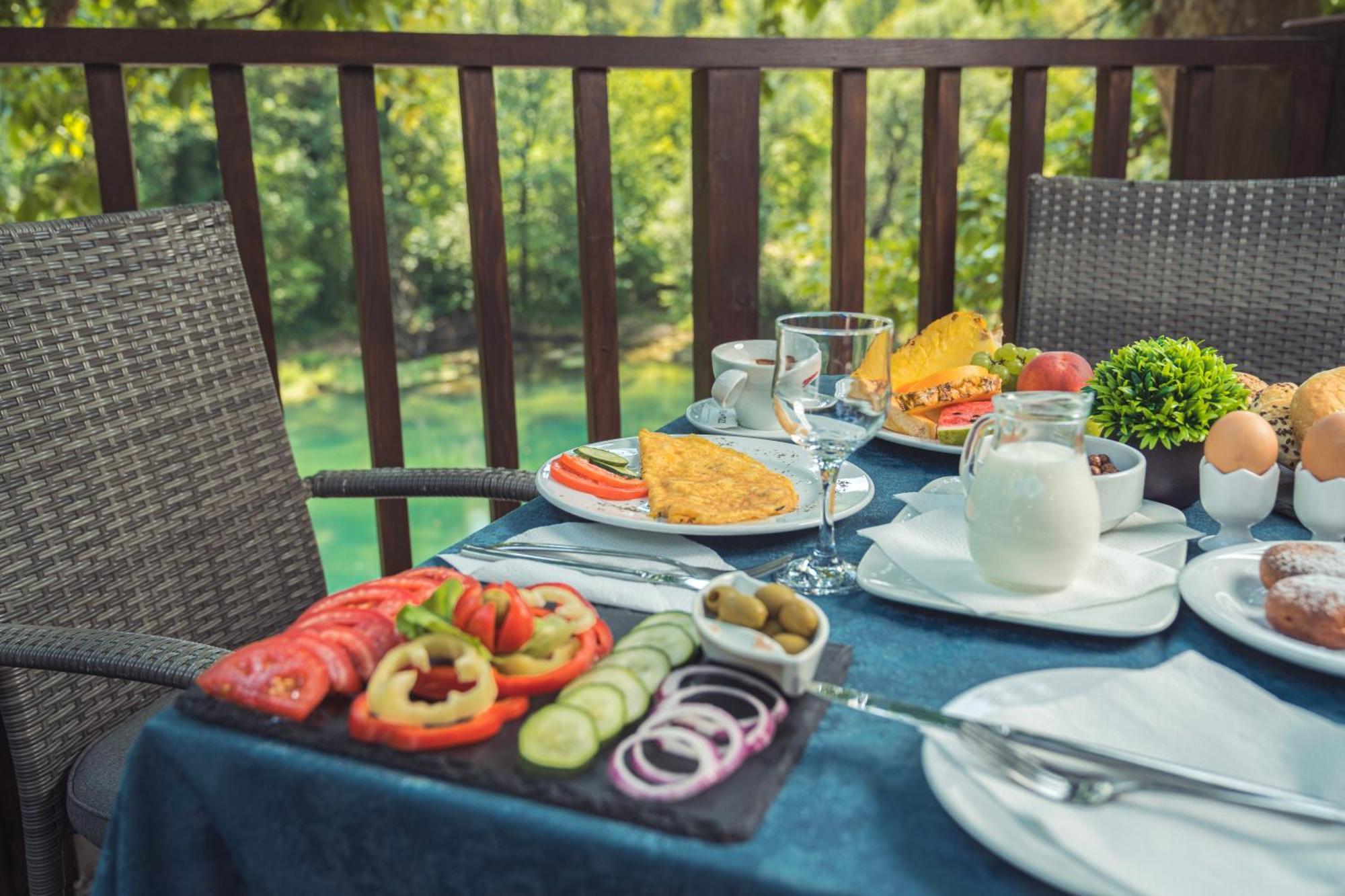 Bihać Hotel Tazz - River Front Oasis Collection מראה חיצוני תמונה