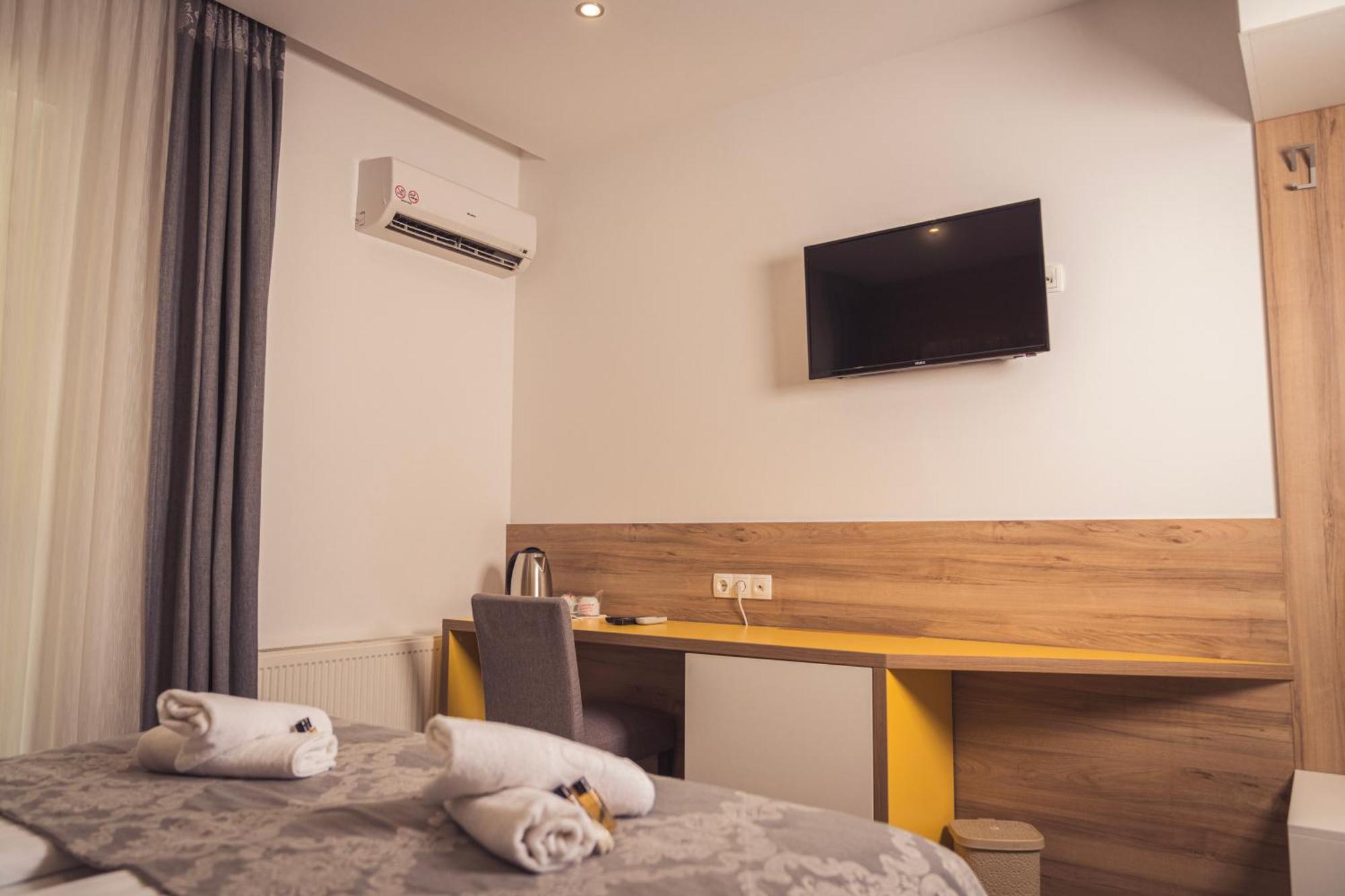 Bihać Hotel Tazz - River Front Oasis Collection מראה חיצוני תמונה