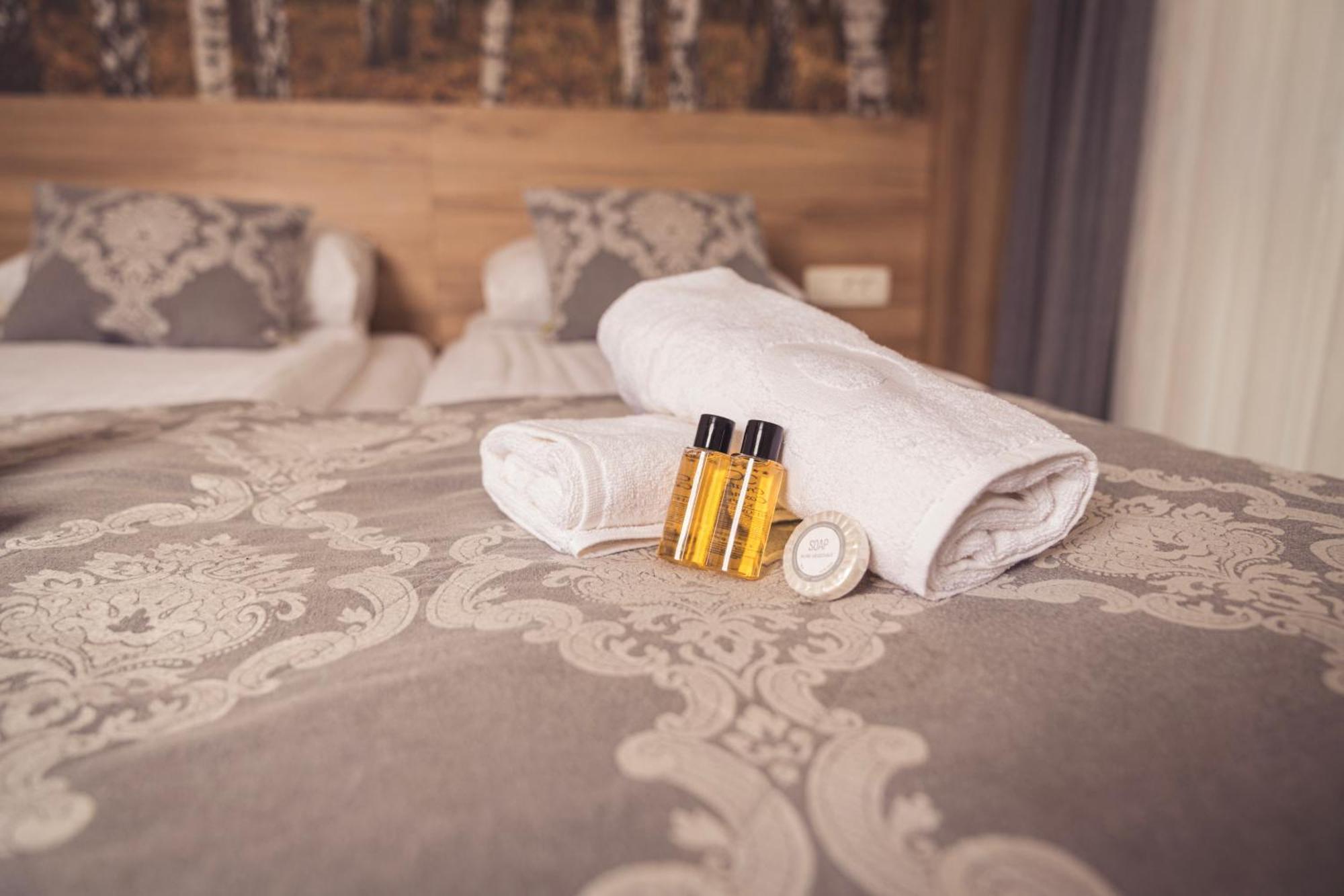 Bihać Hotel Tazz - River Front Oasis Collection מראה חיצוני תמונה