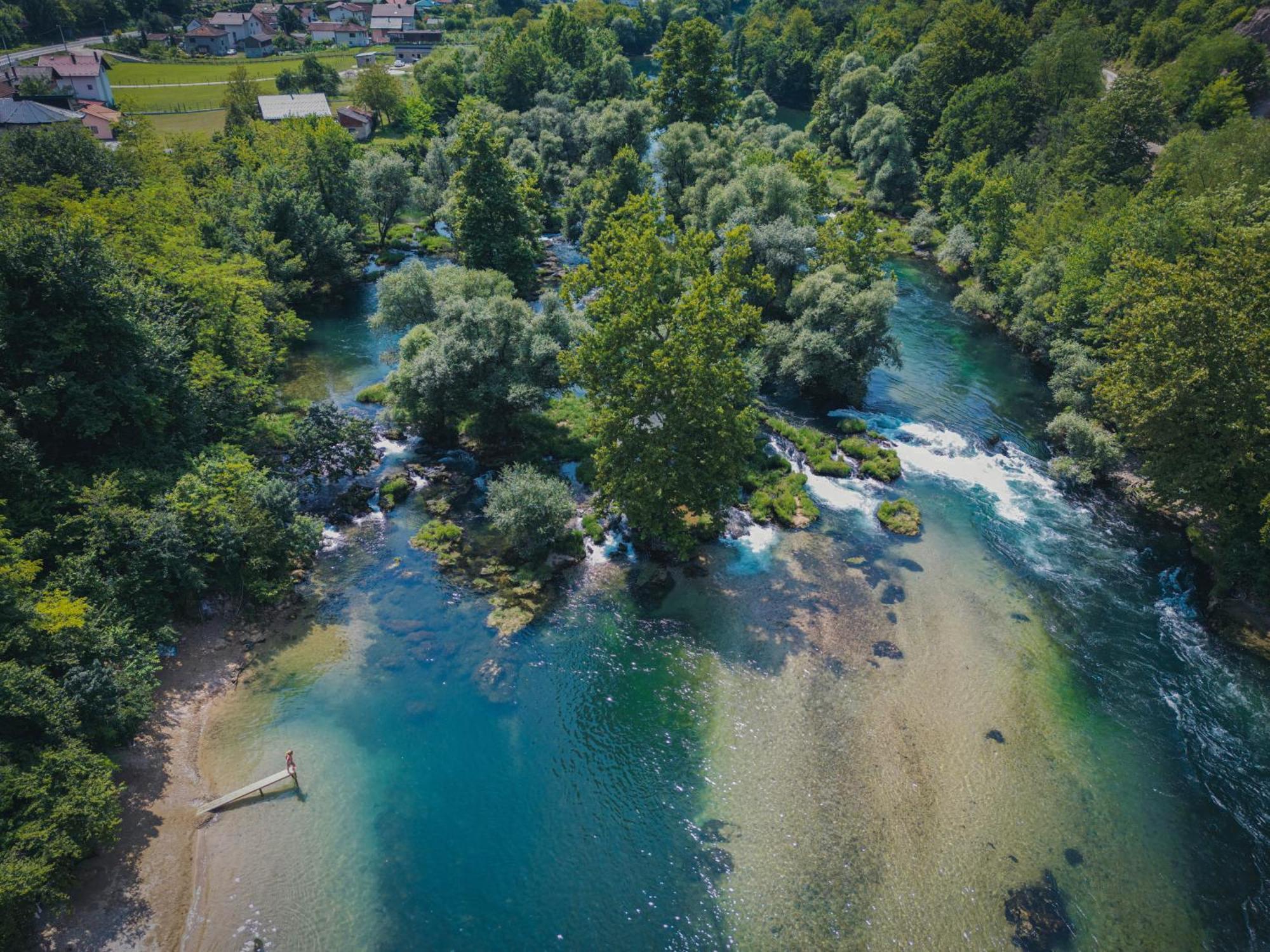 Bihać Hotel Tazz - River Front Oasis Collection מראה חיצוני תמונה