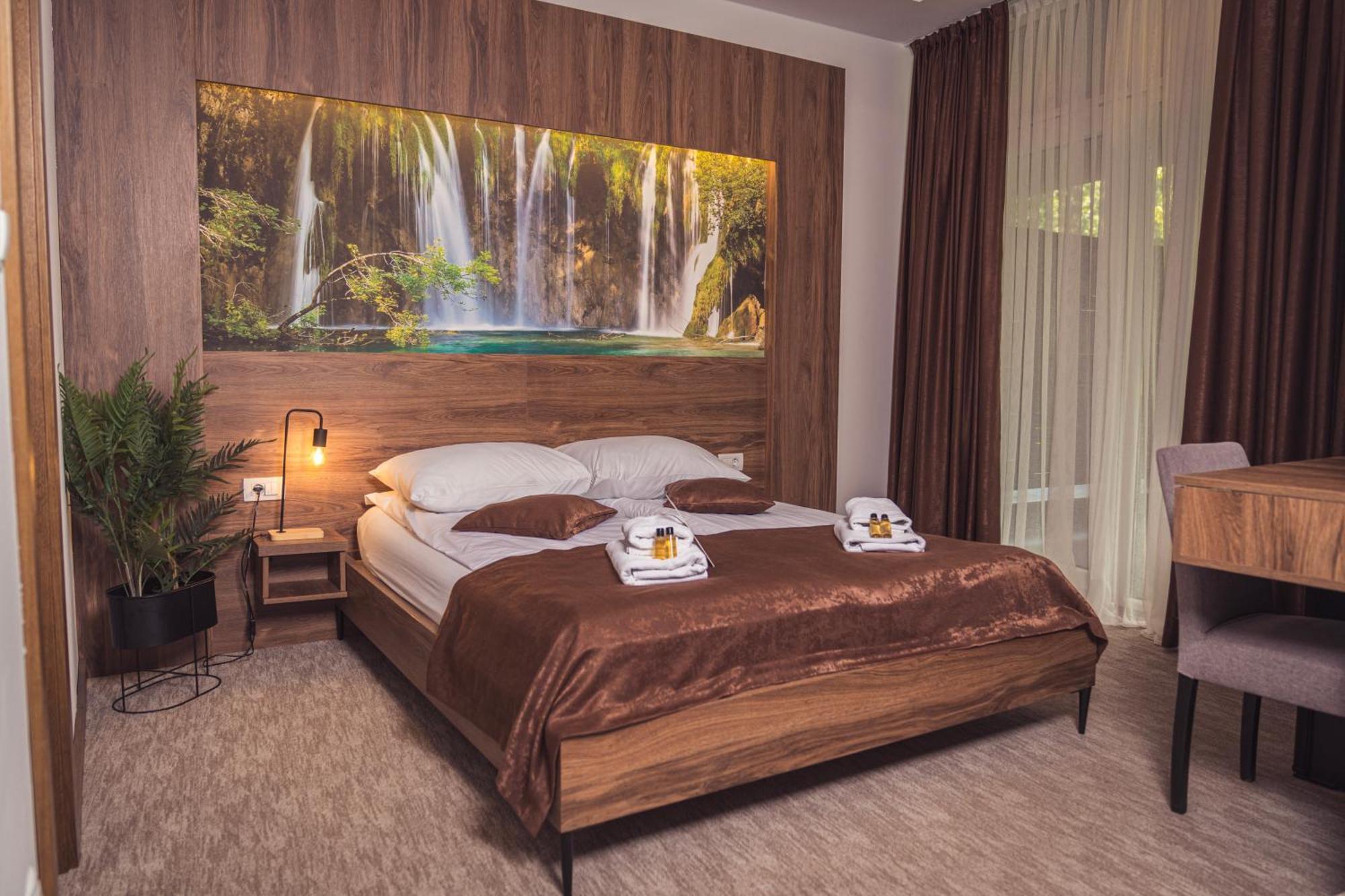 Bihać Hotel Tazz - River Front Oasis Collection מראה חיצוני תמונה